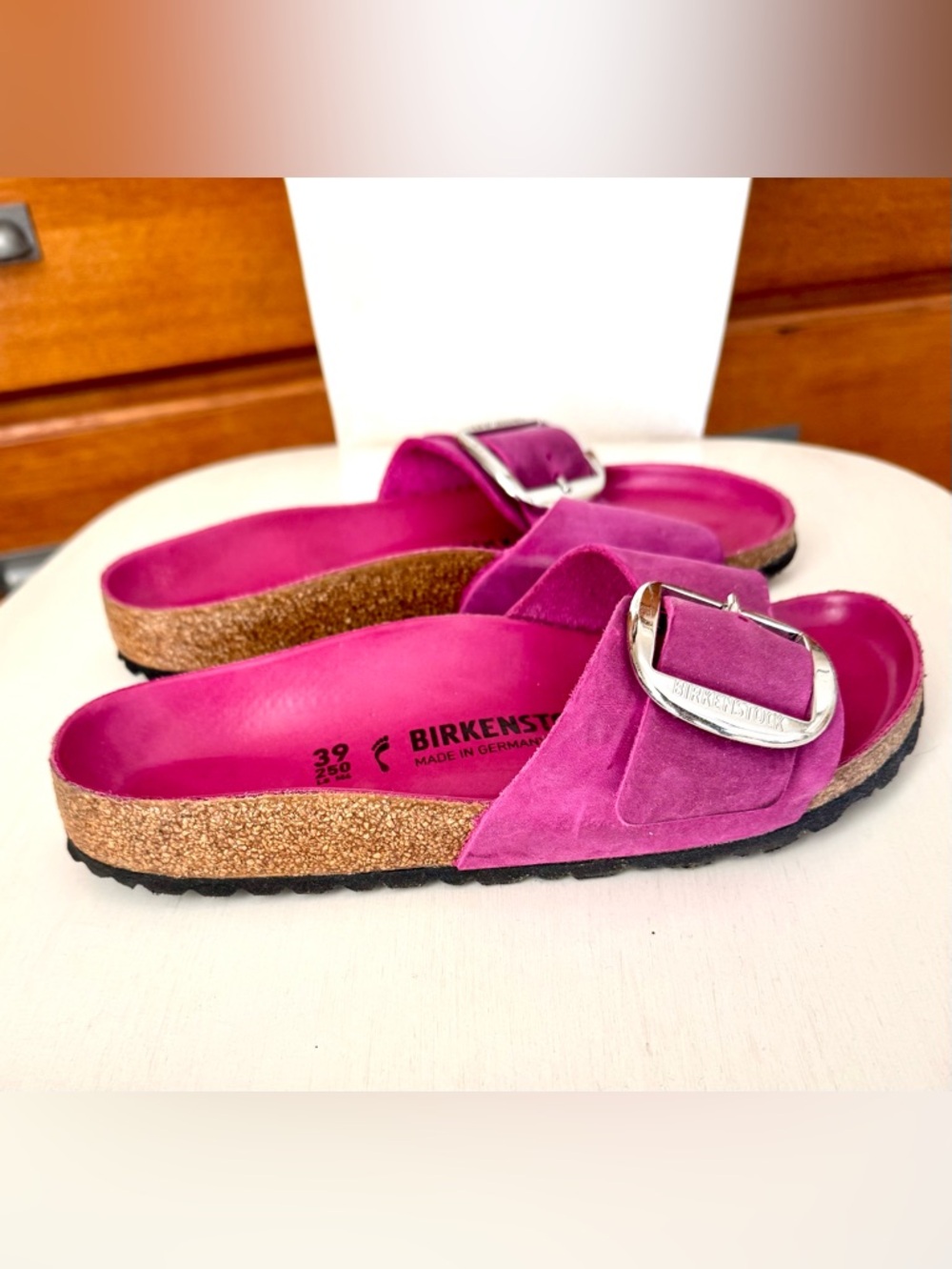 Birkenstock - Madrid Big Buckle - Fuscia Leather w Silver Buckle - Size 39 - EUC - Picture 2 of 2